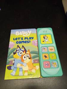 lot 1199 image: Bluey Lets Play Games Interactive Sound Book - Retail $15