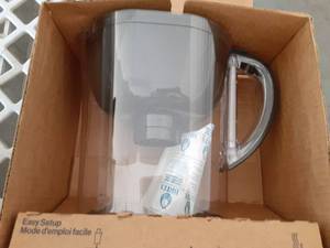 lot 983 image: Brita Water Filter Pitcher with Replacement Filter - Retail $25