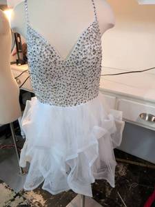 lot 64 image: Beaded Crystal Embellished Short Homecoming Dress