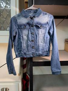 lot 75 image: Madden Girl Blue Denim Jacket Size S