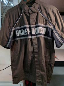 lot 93 image: Harley-Davidson Motor Cycles Shirt Size L