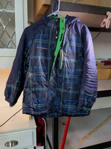 lot 114 image: ZeroXposur Boys Winter Ski Jacket with Hood