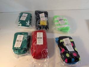 lot 124 image: Colorful  Athletic Socks Set of 6 Pairs