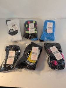 lot 125 image: Epic Sports Mixed Athletic Crew Socks Bundle Pack