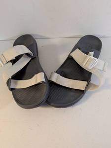 lot 139 image: Chaco Womens Sport Sandals with Adjustable Straps Size 10
