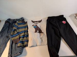 lot 167 image: Mixed Toddler Boy Clothing Bundle - Size 2T