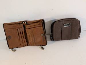 lot 173 image: Brown Leather Zip Around Compact Wallet with Card Slots