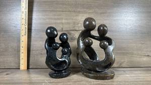 lot 109 image: Stone Family Figurine Set