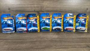 lot 119 image: Hot wheels cars
