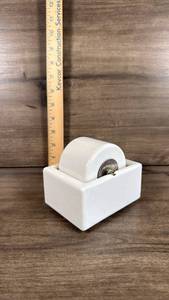 lot 136 image: Vintage Sengbusch Ideal White Porcelain Stamp and Envelope Moistener