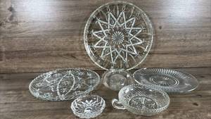 lot 314 image: Cut Crystal Glass Serving Set with Decorative Patterns