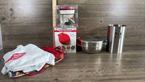 lot 322 image: Kitchen Lot Bundle - Nostalgia Waffle Maker, Stainless Steel Cookware, Betty Crocker Apron