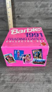 lot 323 image: Barbie 1991 Trading Cards Collector Set