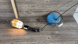 lot 332 image: Industrial Caged Work Light
