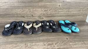 lot 355 image: Nike Athletic Flip Flops Collection all size 7