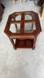lot 358 image: Octagonal Wood Glass Top End Table