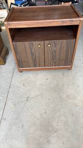 lot 362 image: Wood Entertainment Center TV Stand