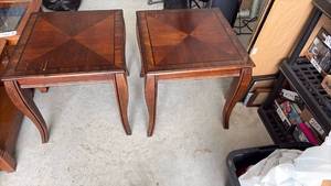 lot 369 image: Wooden side Tables Set with Inlaid Star Design