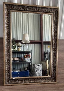 lot 372 image: Ornate Gold Decorative Wall Mirror