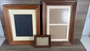lot 398 image: Wood Picture Frames with Matting Set of 3