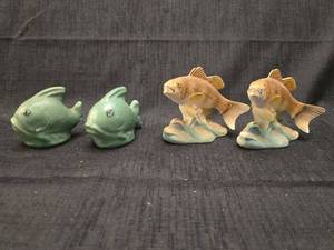 lot 5561 image: Ceramic Fish salt and pepper shaker Collection Set