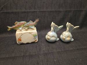 Fish Themed Salt and Pepper Shaker Set with Ceramic Stand
