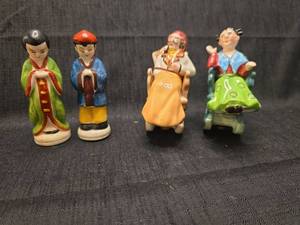 lot 5576 image: Japanese Ceramic Figurine Collection