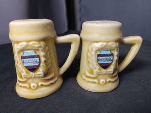 lot 40808 image: Ceramic Salt and Pepper Shaker Set with Riverboat Design
