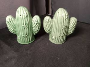 lot 40843 image: Green Ceramic Cactus Salt and Pepper Shakers Set