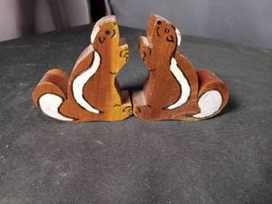 lot 40855 image: Hand Carved Wooden Squirrel salt and pepper shaker set
