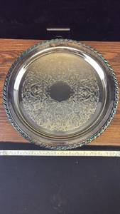 lot 5456 image: Oneida Silver Plated Serving Tray with Rope Border