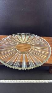 lot 5459 image: Clear Glass Ribbed Serving Platter