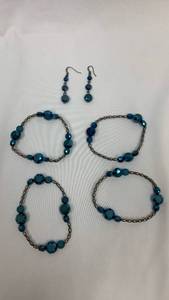 lot 5313 image: Blue Crystal Beaded Jewelry Set with Earrings and Bracelets