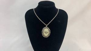 lot 5314 image: Eagle Pendant Necklace with Chain
