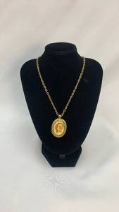 lot 5316 image: Gold Tone Roman Soldier Profile Medallion Necklace with Chain