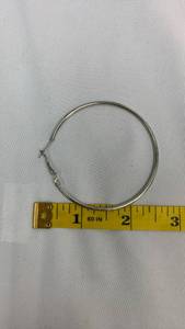 lot 5335 image: Large Silver Tone Hoop Earrings