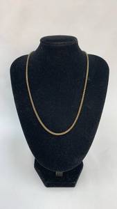 lot 5341 image: Gold Tone Chain Necklace with Herringbone Pattern