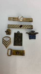 lot 5347 image: Military Tie Clips Pins and Buckle Set