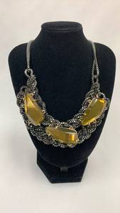 lot 5357 image: Statement Necklace with Yellow Glass Stones and Gunmetal Chain