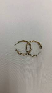 lot 5358 image: Gold Tone Twisted Rope Cuff Earrings