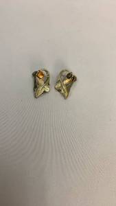 lot 5403 image: Gold Tone Leaf Design Clip-On Earrings with Amber Colored Stones