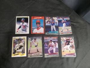 lot 5006 image: 1980s-1990s Baseball Trading Card Collection Including Barry Bonds
