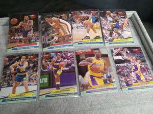 lot 5017 image: 1992-93 Fleer Ultra Basketball Card Collection