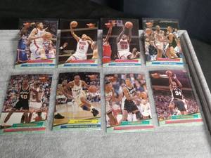 lot 5018 image: 1992-93 Fleer Basketball Card Collection