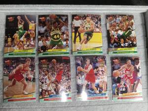 lot 5033 image: 1992-93 Fleer Ultra Basketball Trading Cards Collection