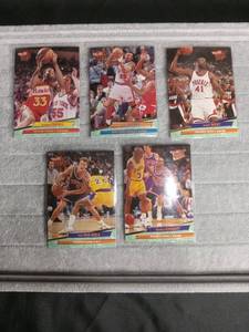 lot 5038 image: 1992-93 Fleer Ultra NBA Basketball Cards Collection