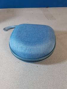 lot 291 image: Blue Protective Headphone Case - Retail $0