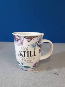 lot 299 image: Be Still and Know Psalm 4610 Floral Coffee Mug - Retail $8