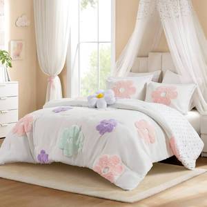 lot 345 image: Intelligent Design Kids Full Comforter Set for Girls, Tufted Chenille Floral Comforter Set Queen, Lightweight Polka Dot Reversible Bed Set, Shams, Pillow, Gracie, FullQueen WhitePurple 4 Piece - Retail $79