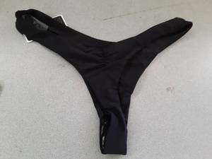 lot 368 image: Large Thong Swimsuit Bikini - Retail $0